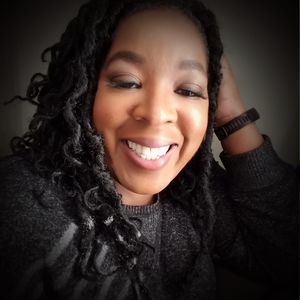 Meet your Posher, Becky